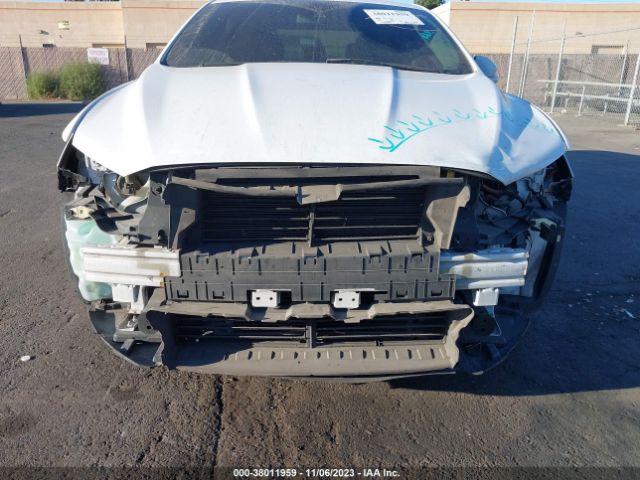 Photo 5 VIN: 3FA6P0SU5FR245686 - FORD FUSION ENERGI 