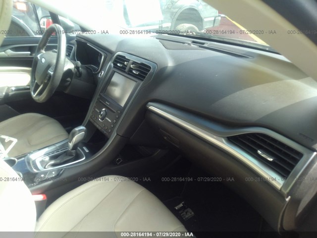 Photo 4 VIN: 3FA6P0SU6GR130595 - FORD FUSION ENERGI 