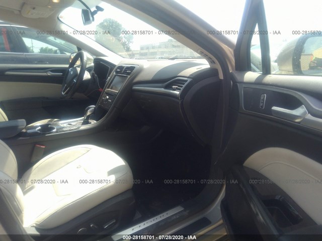 Photo 4 VIN: 3FA6P0SU6GR173527 - FORD FUSION 