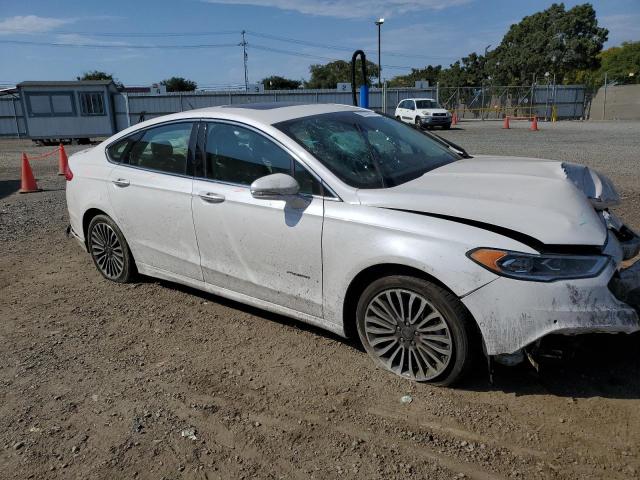 Photo 3 VIN: 3FA6P0SU6HR264668 - FORD FUSION 