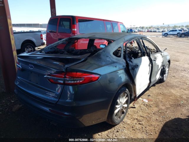 Photo 3 VIN: 3FA6P0SU6LR245739 - FORD FUSION 