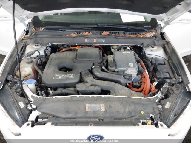 Photo 9 VIN: 3FA6P0SU7FR206470 - FORD FUSION ENERGI 