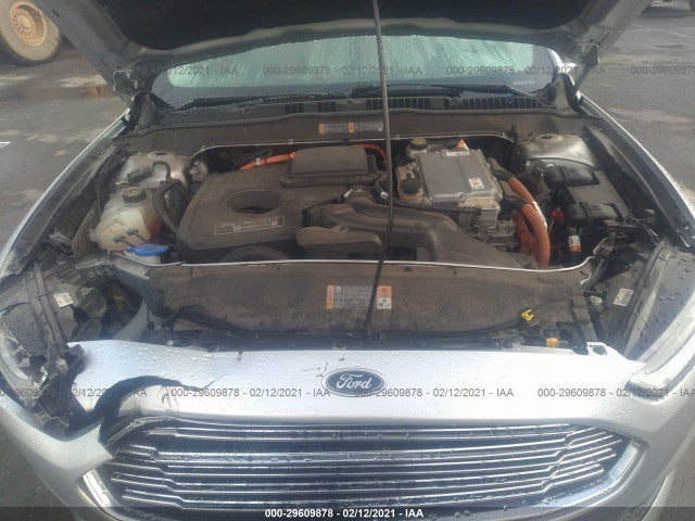 Photo 9 VIN: 3FA6P0SU7FR217436 - FORD FUSION 