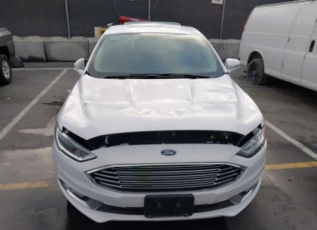 Photo 5 VIN: 3FA6P0SU7HR329592 - FORD FUSION 