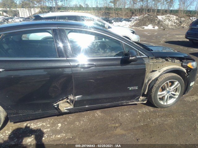 Photo 5 VIN: 3FA6P0SU8FR120231 - FORD FUSION ENERGI 