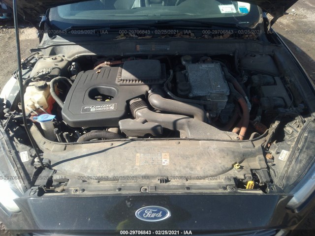 Photo 9 VIN: 3FA6P0SU8FR120231 - FORD FUSION ENERGI 