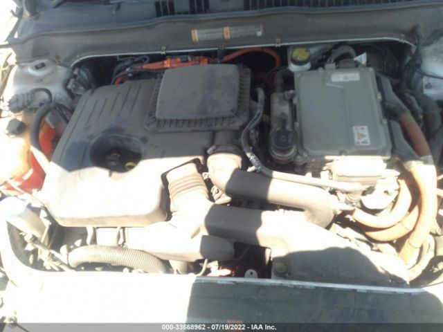 Photo 9 VIN: 3FA6P0SU8GR187428 - FORD FUSION ENERGI 