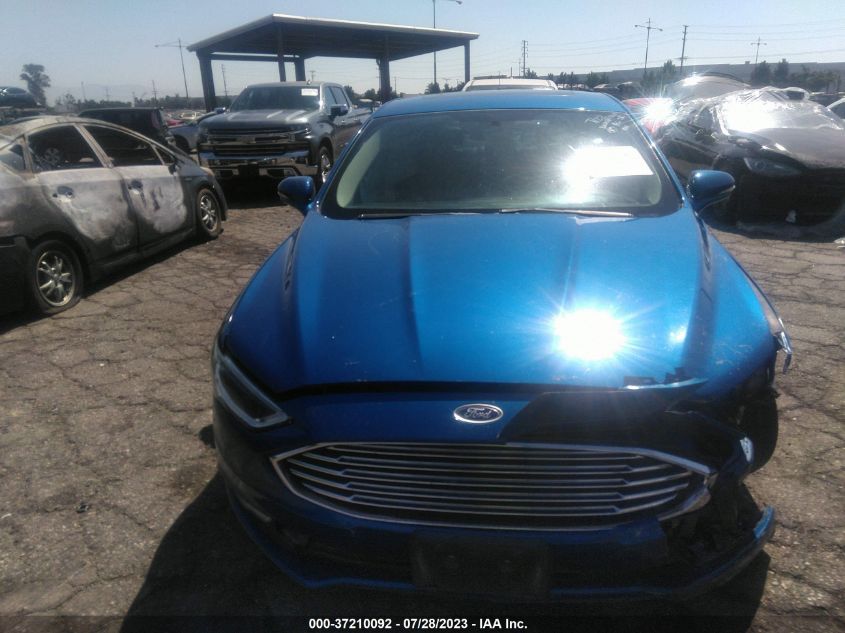 Photo 11 VIN: 3FA6P0SU8HR129742 - FORD FUSION 