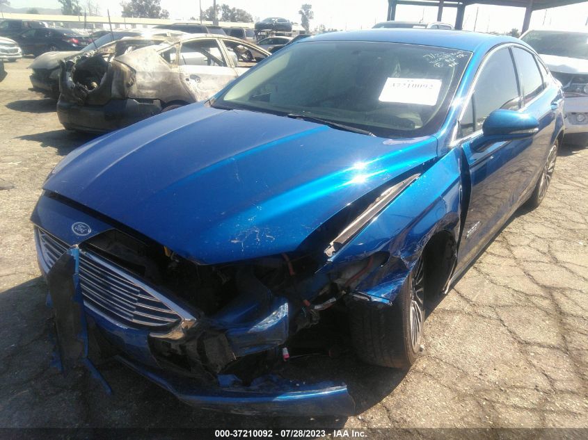 Photo 5 VIN: 3FA6P0SU8HR129742 - FORD FUSION 