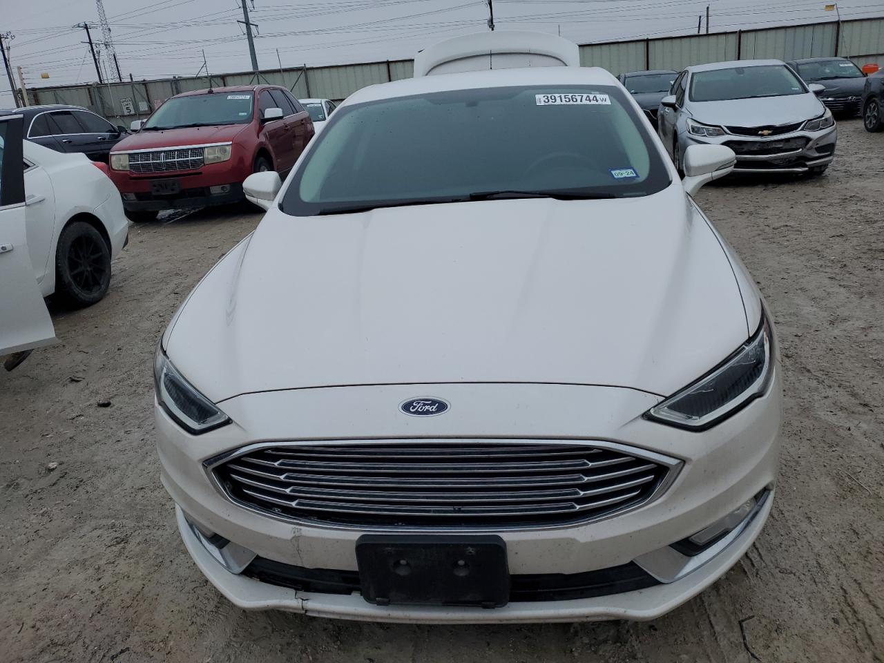 Photo 4 VIN: 3FA6P0SU8HR239027 - FORD FUSION 