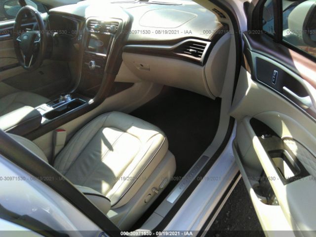 Photo 4 VIN: 3FA6P0SU8JR161760 - FORD FUSION ENERGI 