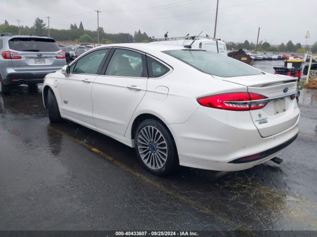 Photo 2 VIN: 3FA6P0SU8JR260899 - FORD FUSION 