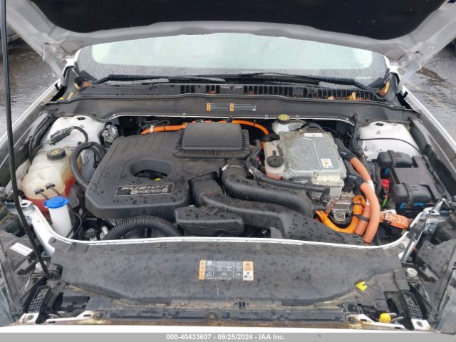 Photo 9 VIN: 3FA6P0SU8JR260899 - FORD FUSION 