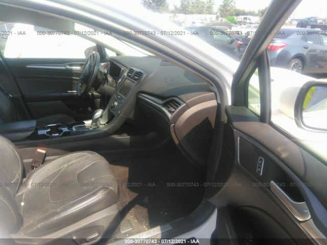 Photo 4 VIN: 3FA6P0SU9ER316421 - FORD FUSION ENERGI 