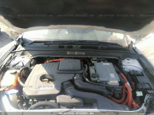 Photo 9 VIN: 3FA6P0SU9ER316421 - FORD FUSION ENERGI 