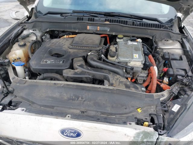 Photo 9 VIN: 3FA6P0SU9FR280716 - FORD FUSION 