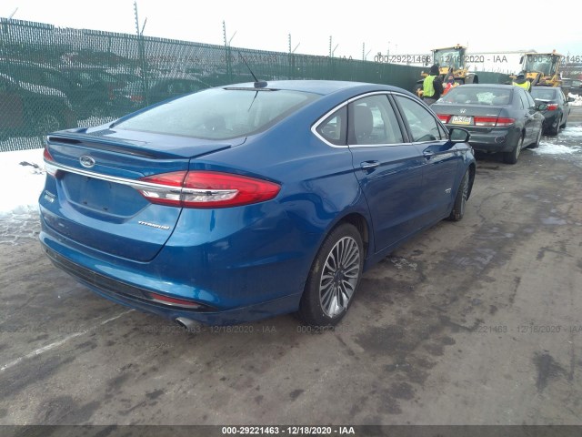 Photo 3 VIN: 3FA6P0SU9HR136800 - FORD FUSION 