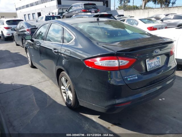 Photo 2 VIN: 3FA6P0SUXFR245215 - FORD FUSION ENERGI 