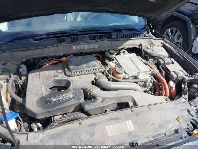 Photo 9 VIN: 3FA6P0SUXFR245215 - FORD FUSION ENERGI 