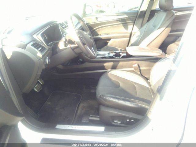 Photo 4 VIN: 3FA6P0SUXGR134018 - FORD FUSION ENERGI 