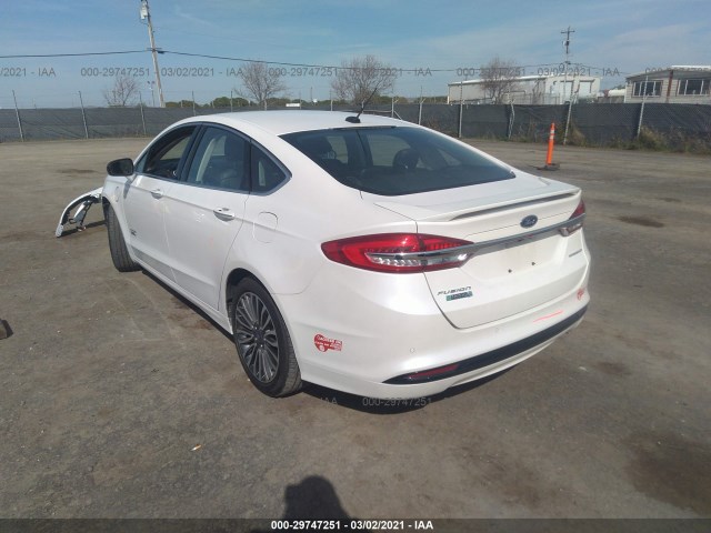 Photo 2 VIN: 3FA6P0SUXJR187616 - FORD FUSION ENERGI 