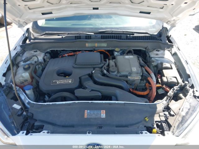 Photo 9 VIN: 3FA6P0SUXKR216372 - FORD FUSION ENERGI 