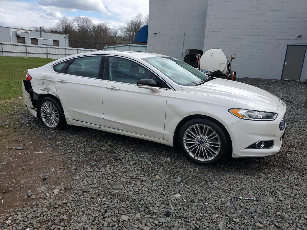 Photo 3 VIN: 3FA6P0T90GR167670 - FORD FUSION 