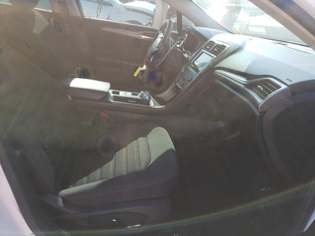 Photo 4 VIN: 3FA6P0T90KR254445 - FORD FUSION SE 