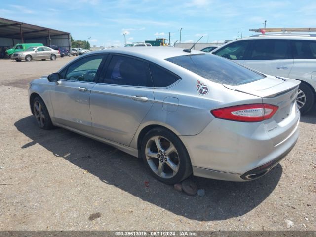 Photo 2 VIN: 3FA6P0T91FR207155 - FORD FUSION 