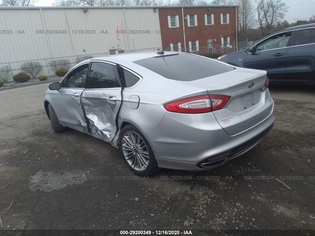 Photo 2 VIN: 3FA6P0T91FR241113 - FORD FUSION 