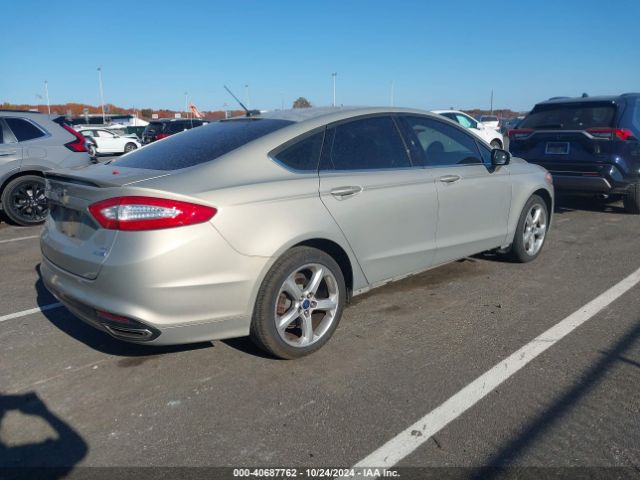 Photo 3 VIN: 3FA6P0T91GR159125 - FORD FUSION 