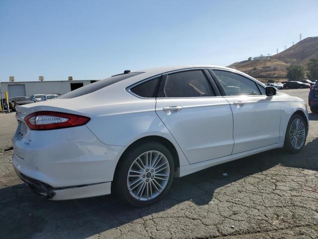 Photo 2 VIN: 3FA6P0T92GR216495 - FORD FUSION SE 