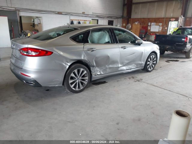 Photo 3 VIN: 3FA6P0T92LR250978 - FORD FUSION 