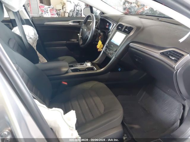 Photo 4 VIN: 3FA6P0T92LR250978 - FORD FUSION 