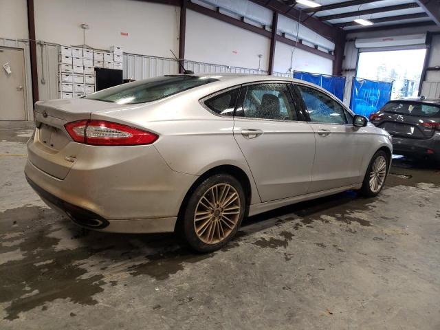 Photo 2 VIN: 3FA6P0T93FR309606 - FORD FUSION SE 