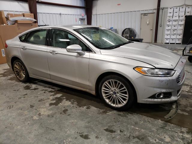 Photo 3 VIN: 3FA6P0T93FR309606 - FORD FUSION SE 