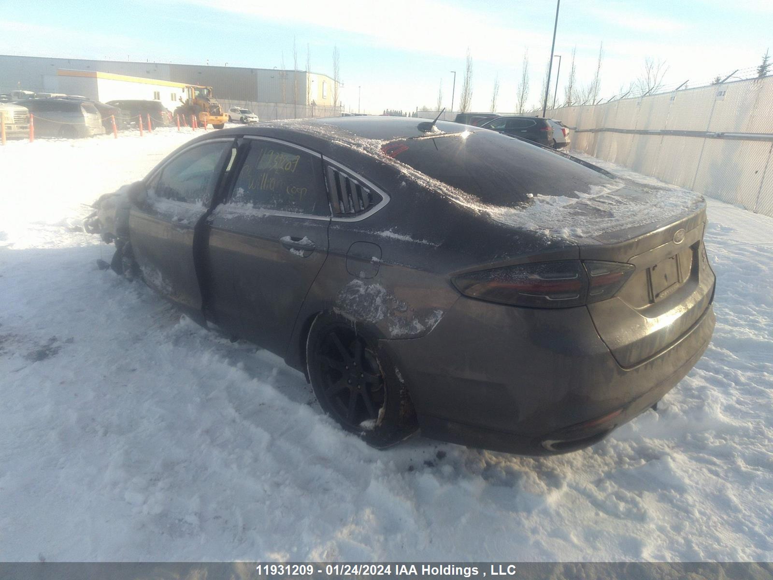 Photo 2 VIN: 3FA6P0T93GR168215 - FORD FUSION 