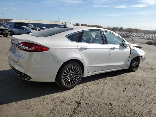 Photo 2 VIN: 3FA6P0T93JR135772 - FORD FUSION SE 