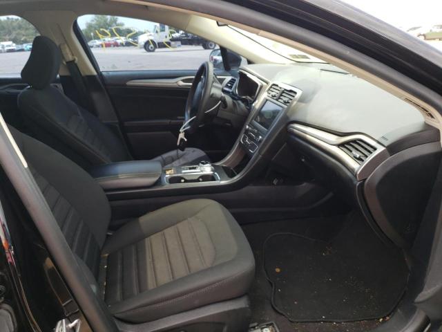 Photo 4 VIN: 3FA6P0T93LR190905 - FORD FUSION SE 