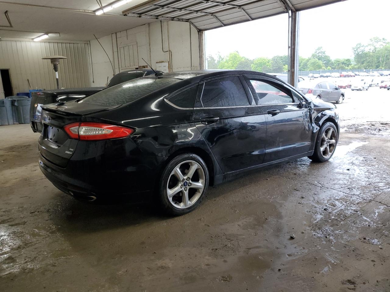 Photo 2 VIN: 3FA6P0T94GR289190 - FORD FUSION 