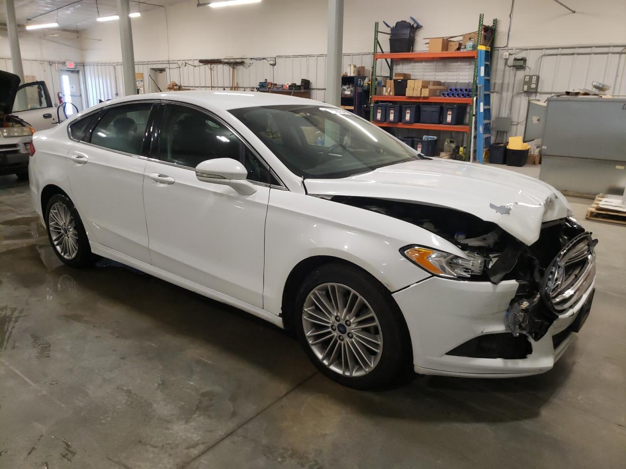 Photo 3 VIN: 3FA6P0T95GR383773 - FORD FUSION 