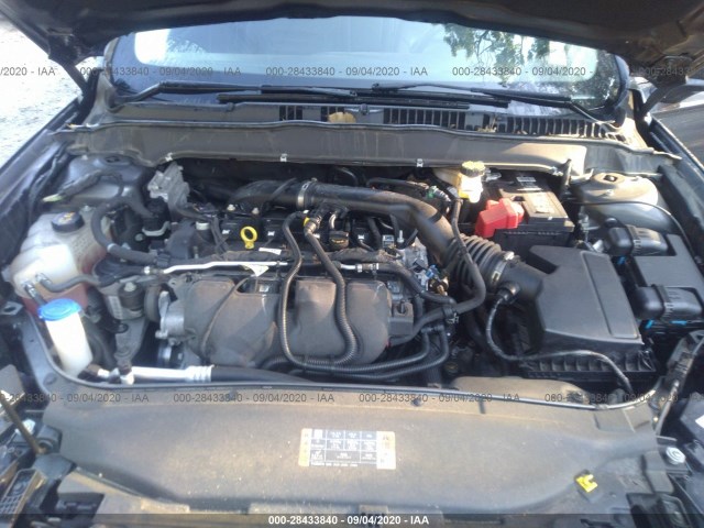 Photo 9 VIN: 3FA6P0T95JR250101 - FORD FUSION 