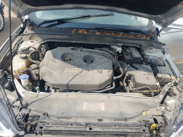 Photo 6 VIN: 3FA6P0T96HR152429 - FORD FUSION SE 