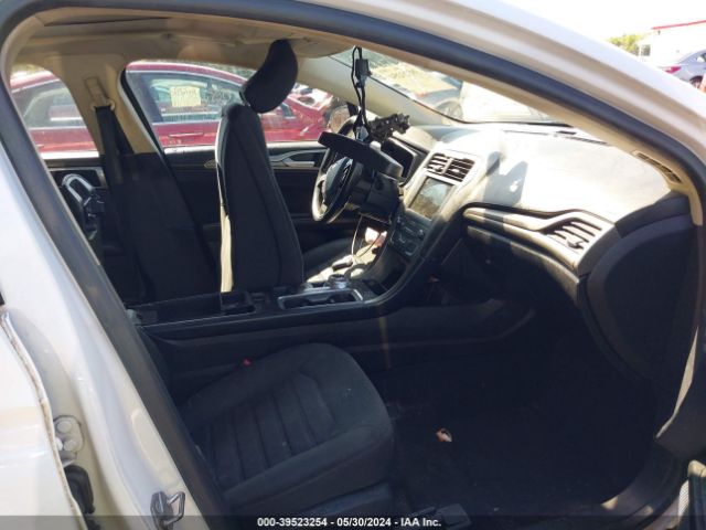 Photo 4 VIN: 3FA6P0T96KR269399 - FORD FUSION 