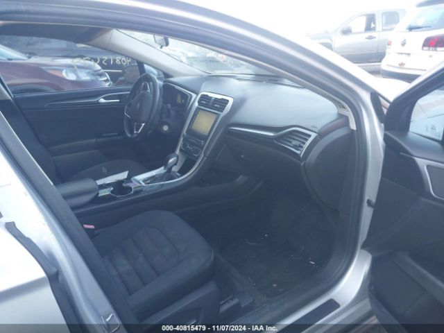 Photo 4 VIN: 3FA6P0T97GR129935 - FORD FUSION 