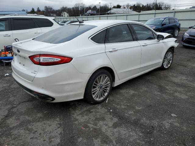 Photo 2 VIN: 3FA6P0T97GR213205 - FORD FUSION 