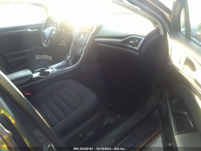 Photo 4 VIN: 3FA6P0T97GR317421 - FORD FUSION 