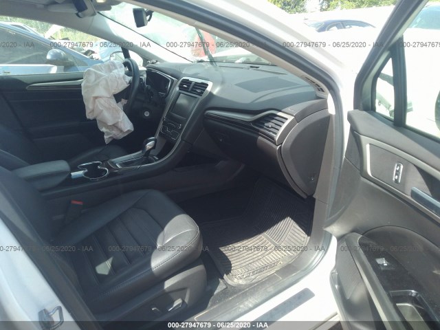 Photo 4 VIN: 3FA6P0T97GR381619 - FORD FUSION 