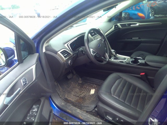 Photo 4 VIN: 3FA6P0T97GR403635 - FORD FUSION 