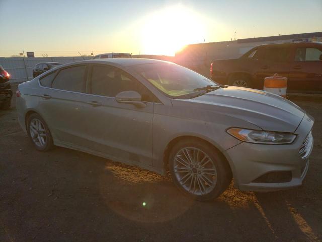 Photo 3 VIN: 3FA6P0T98GR200320 - FORD FUSION SE 